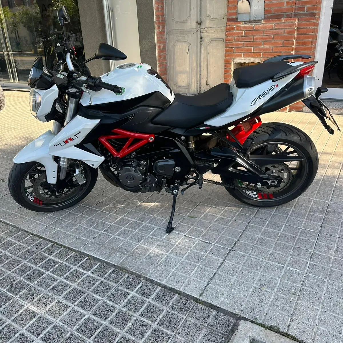 Benelli TNT 600